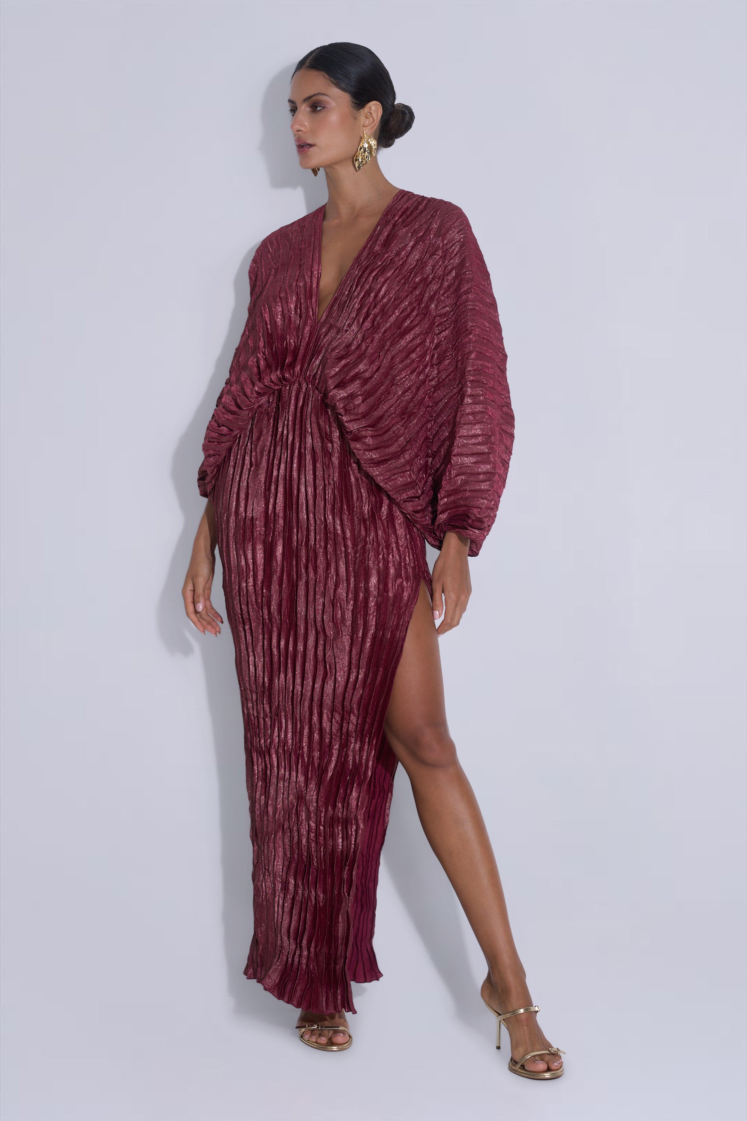 De Luxe Gown - Wine Shimmer