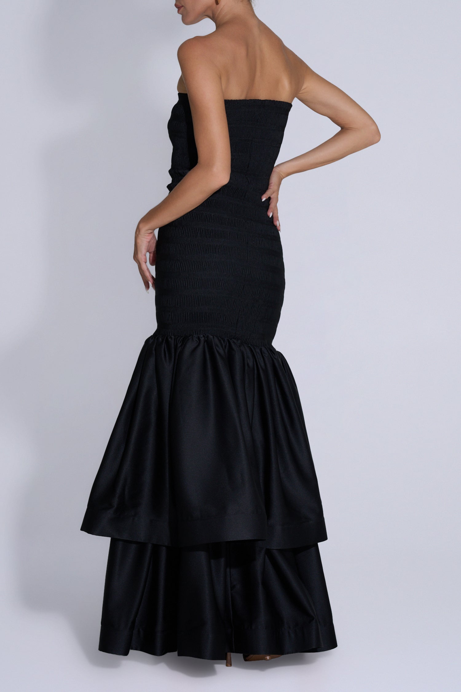 Elevate Gown - Noir