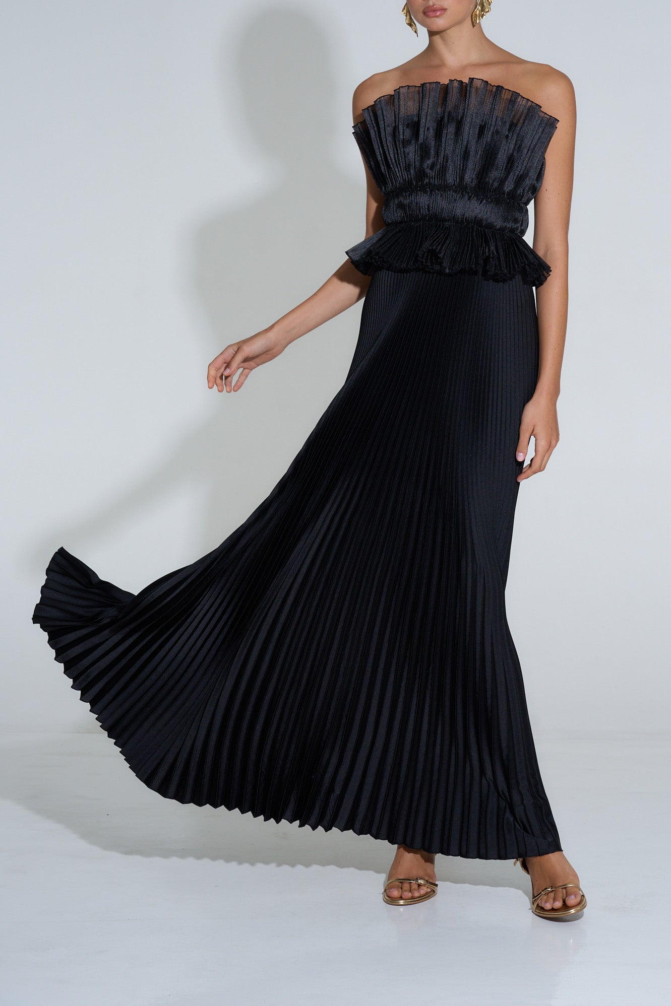 l'ide masquerade pleated strapless maxi dress Masquerade Gown - Noir L'IDE