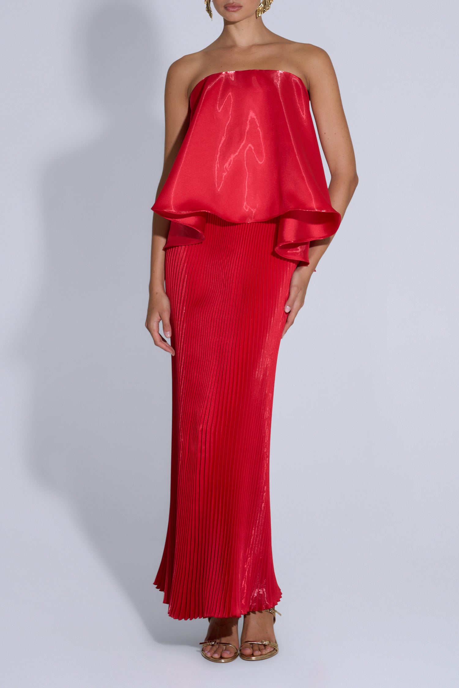 Aman Gown - Scarlet Gloss