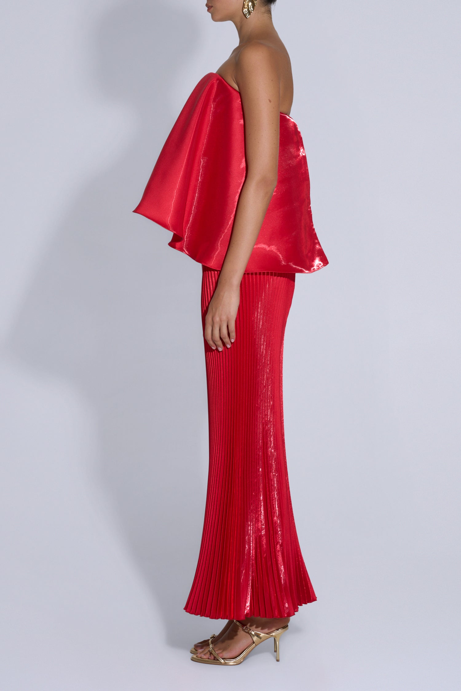 Aman Gown - Scarlet Gloss