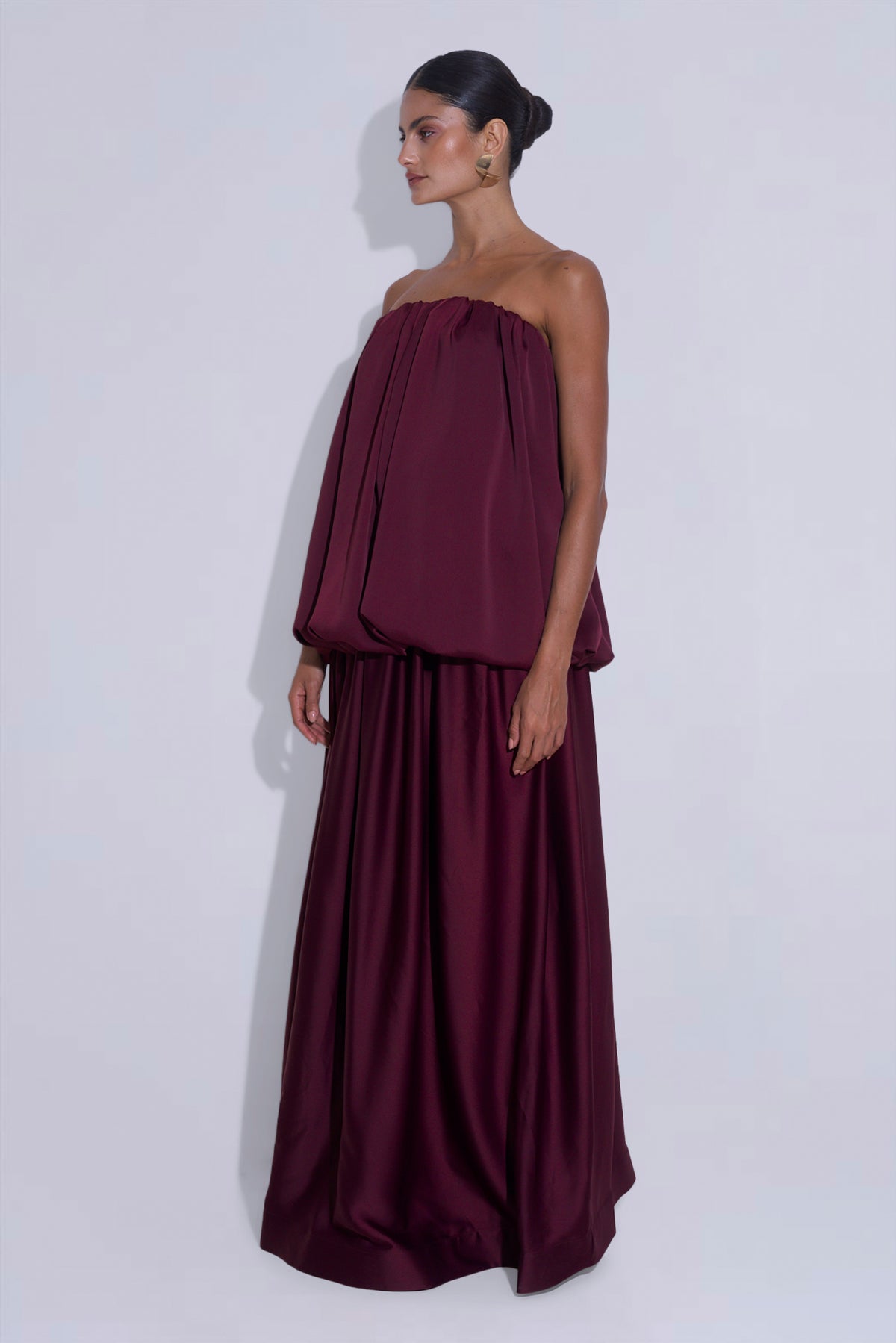 Reine Gown - Wine