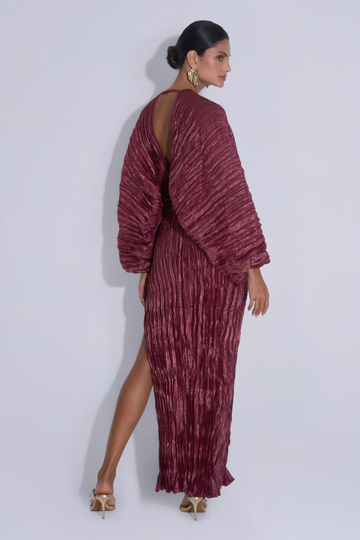 De Luxe Gown - Wine Shimmer