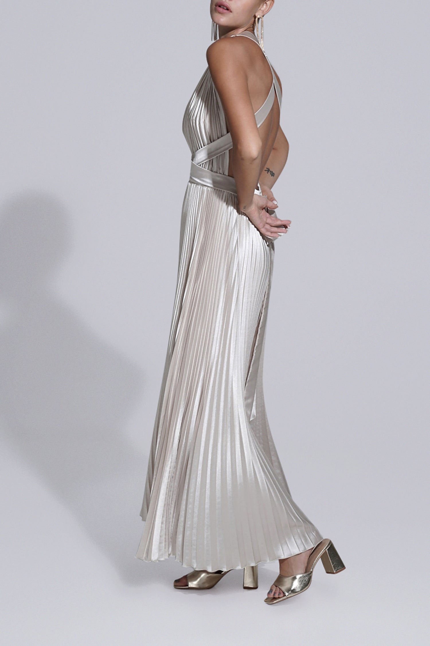 Moderniste Gown Champagne L ID E WOMAN