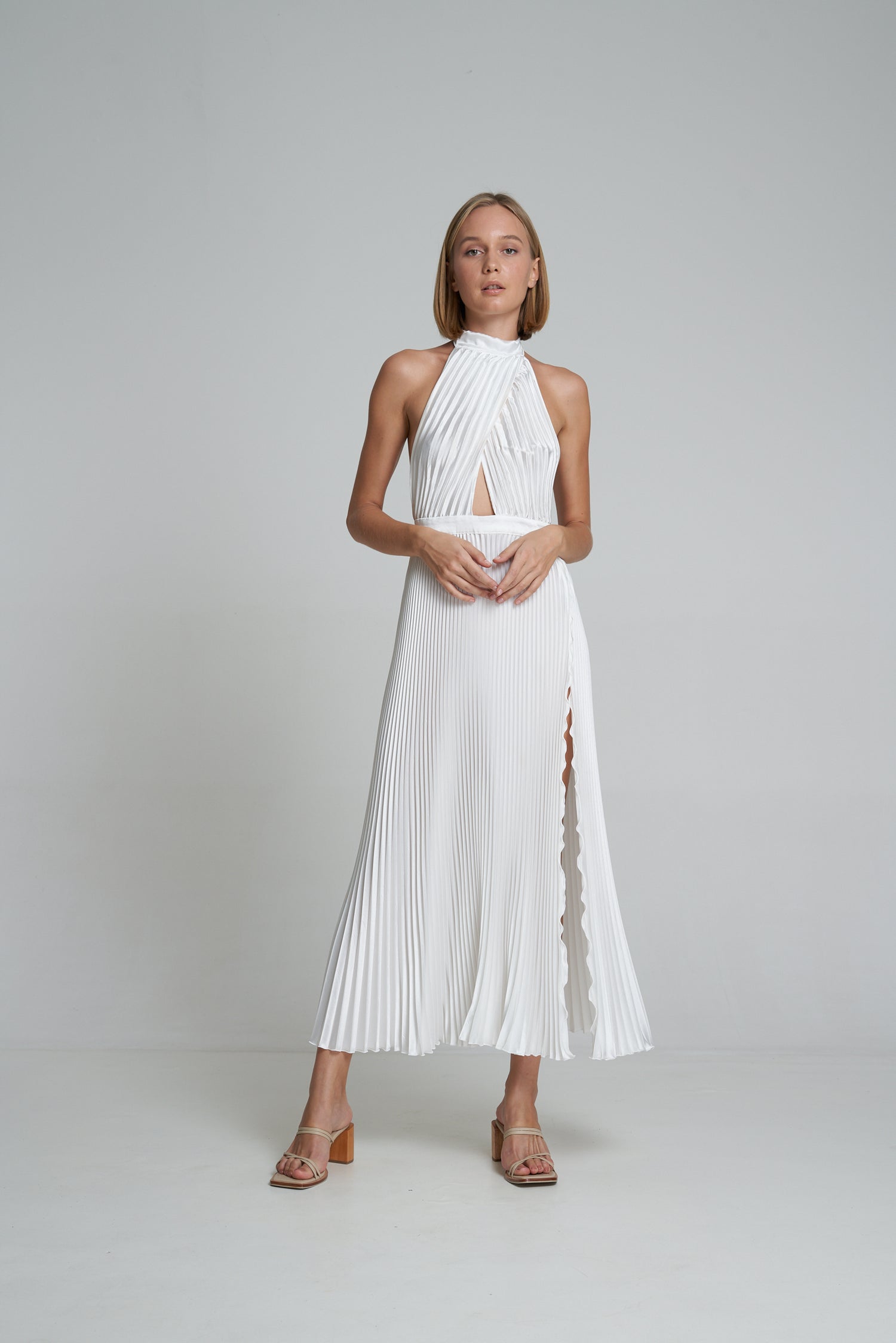 Renaissance Halter-Neck Split Gown - Blanc