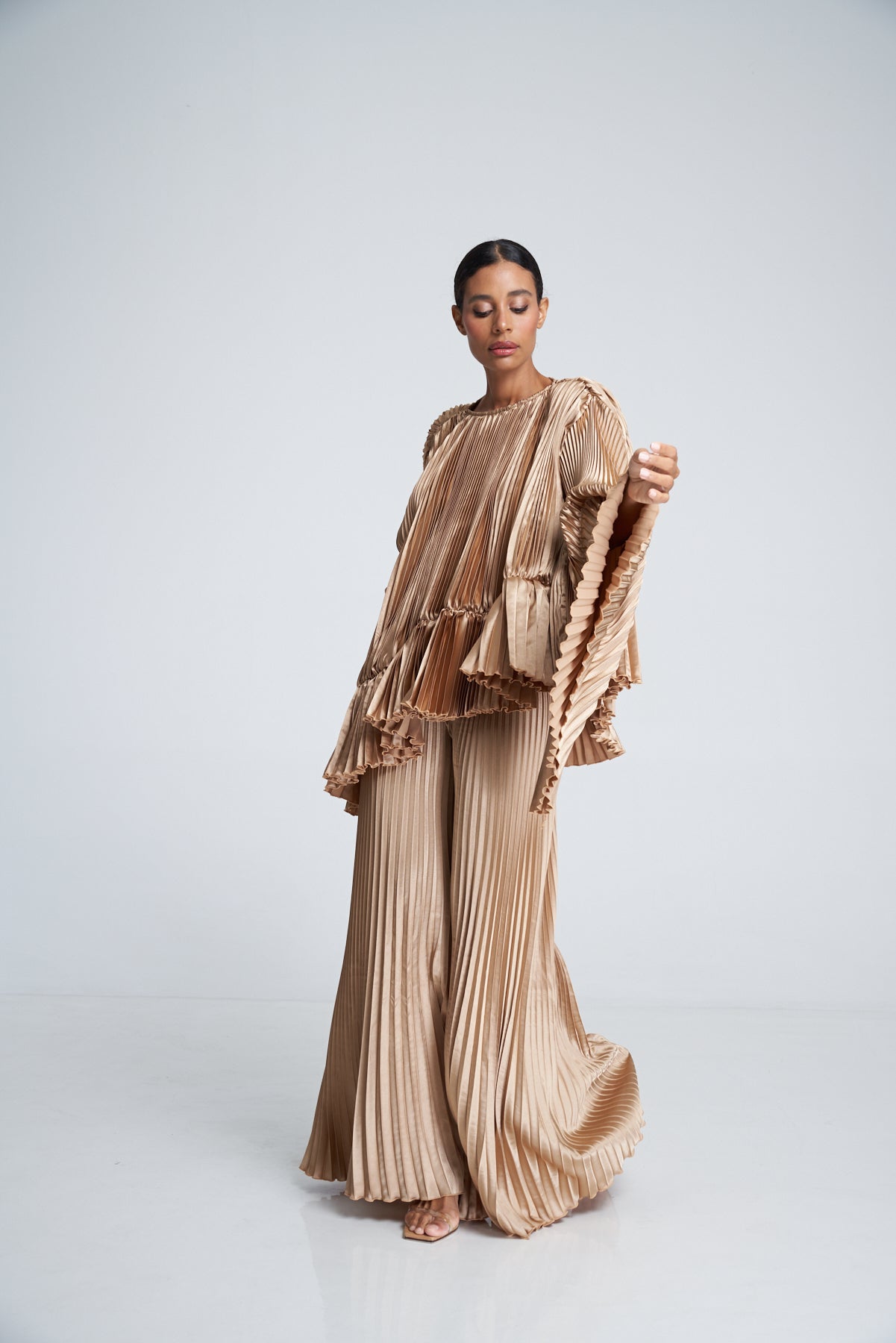 Bisous Pleated Pant - Sand